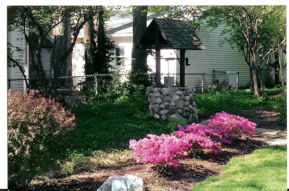 Professional landscape design experts serving Indianapolis, IN - Headley Landscape