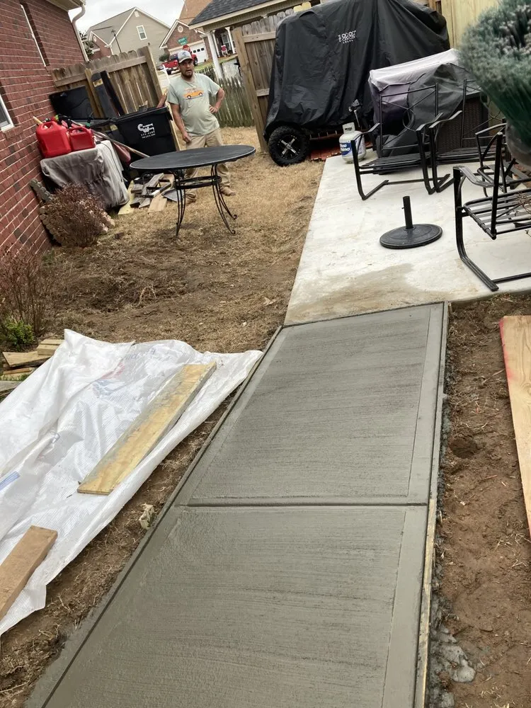 Affordable lawn mowing service in Augusta, GA - Heads Up Landscape Solutions