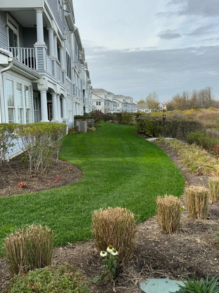 Trusted residential landscaping experts serving Monroe Township, NJ - Healthy Lawn