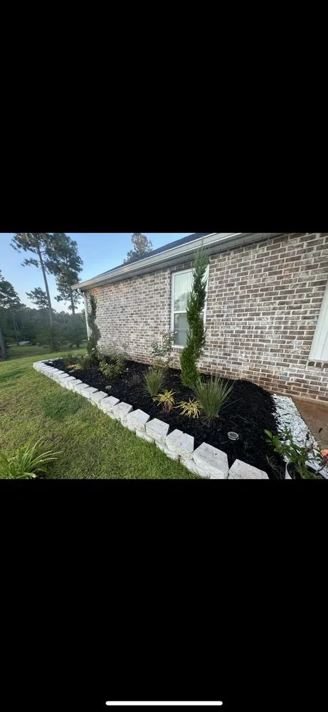 Top-rated lawn mowing service in Lacombe, LA by Healthy Roots