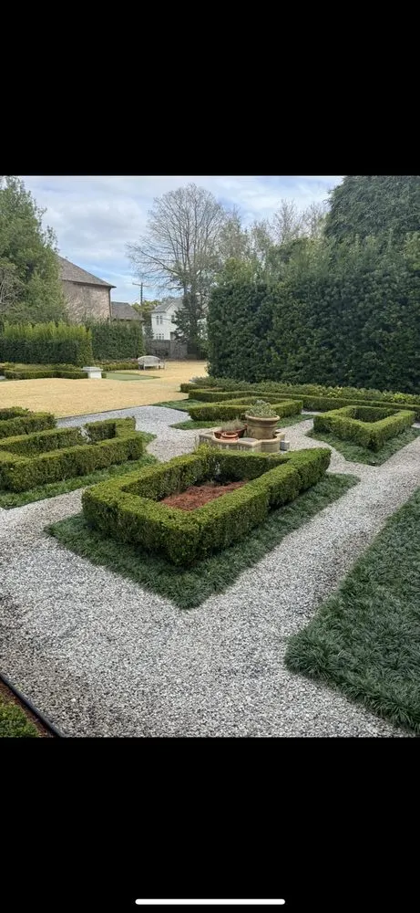 Affordable lawn mowing service in Lacombe, LA - Healthy Roots