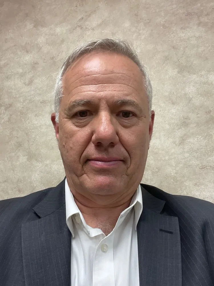 Custom yard maintenance in Sacramento, CA by Healthy Turf Landscape Management