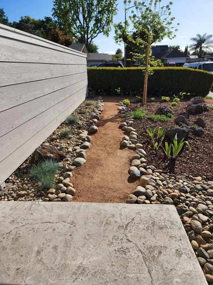 Expert lawn care service in Stockton, CA - Hearn Landscaping