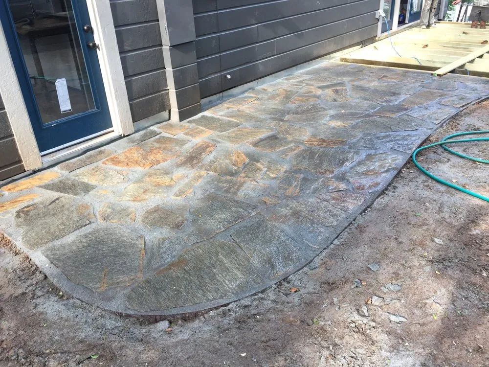 Expert garden landscaping in Asheville, NC by Heart To Home of Asheville