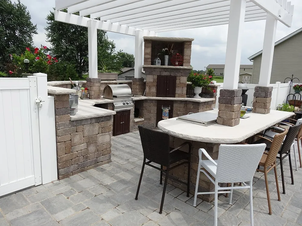 Top-rated lawn care service in Washington, IL - Heart Woods Landscaping