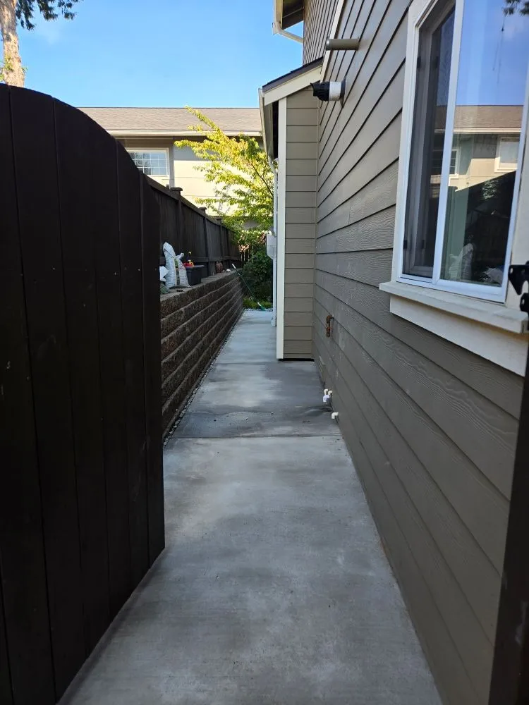 Reliable outdoor landscaping near you across Seattle, WA - Hearth & Home Remodeling