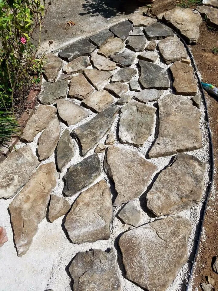 Custom yard maintenance in Bernie, MO by Heartland Lawn Service