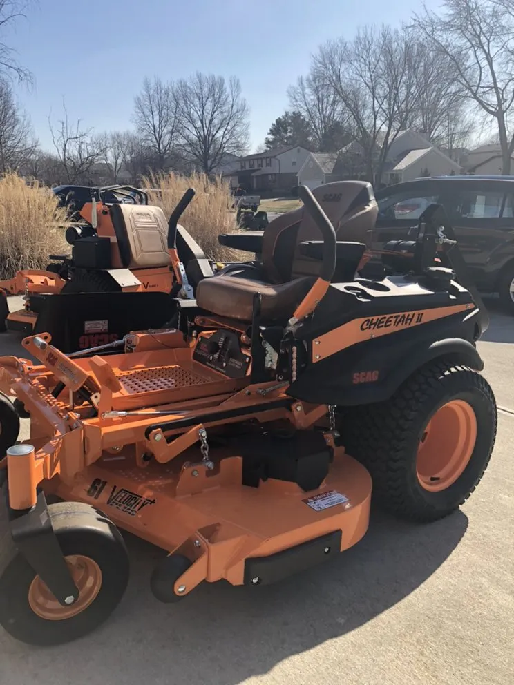 Reliable residential landscaping with custom design in Mason, OH by Heartland Lawnscaping