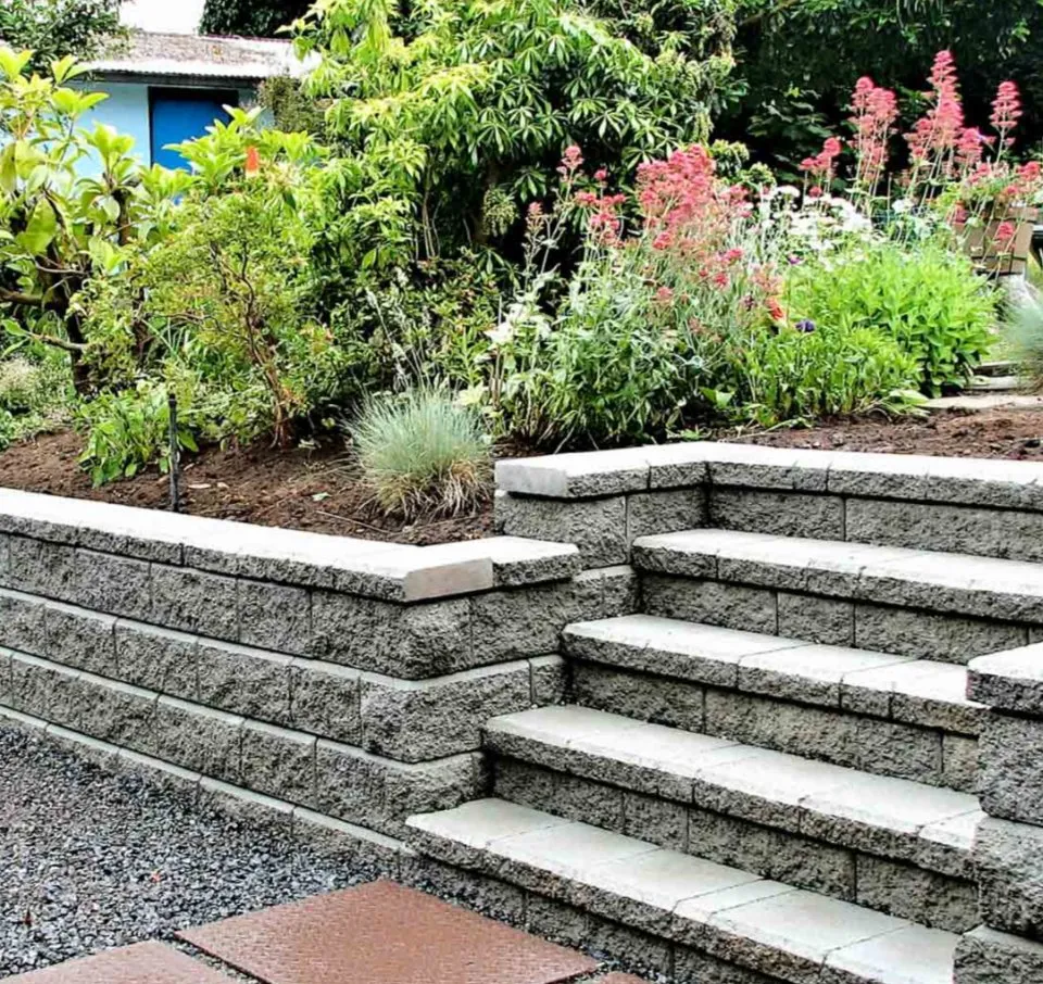 Expert yard cleanup service experts serving Evansville, IN - Heath Contracting and Landscape