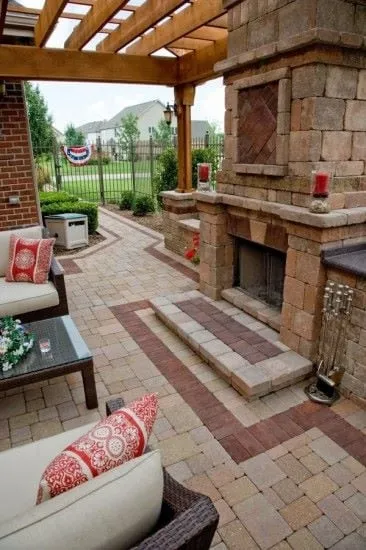 Local lawn mowing service in Indianapolis, IN by Heath Outdoor