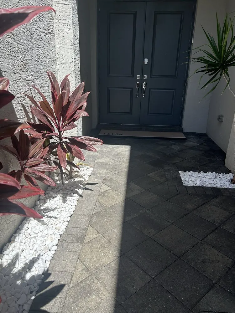 Affordable outdoor landscaping for beautiful yards in Delray Beach, FL by Heaven Sent Lawn & Landscaping