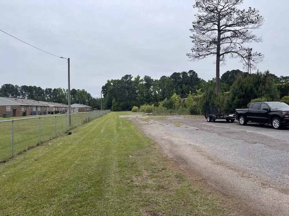 Professional lawn mowing service in Kinston, NC - Heavenly Cuts Yard Service