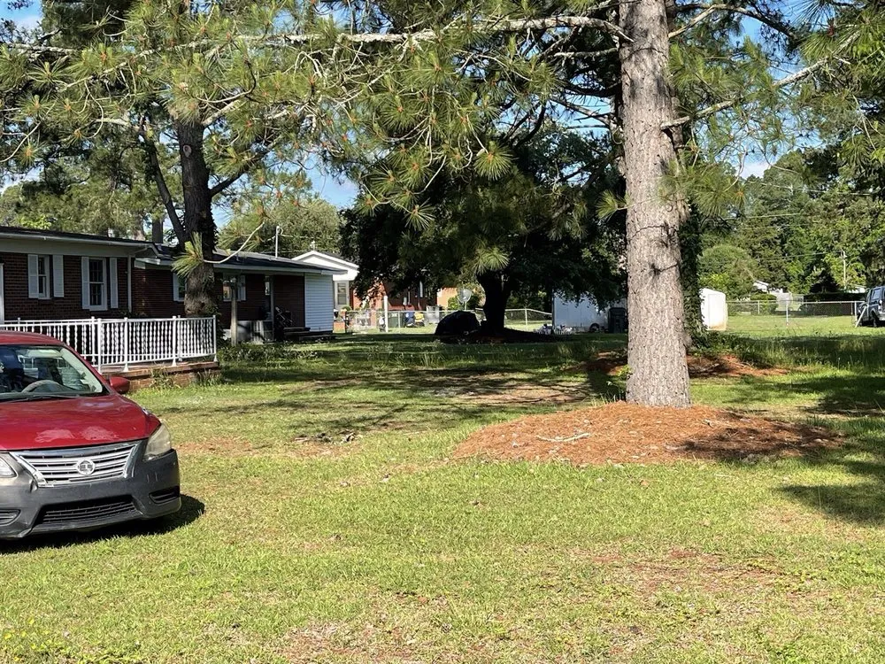 Local landscape design in Kinston, NC - Heavenly Cuts Yard Service