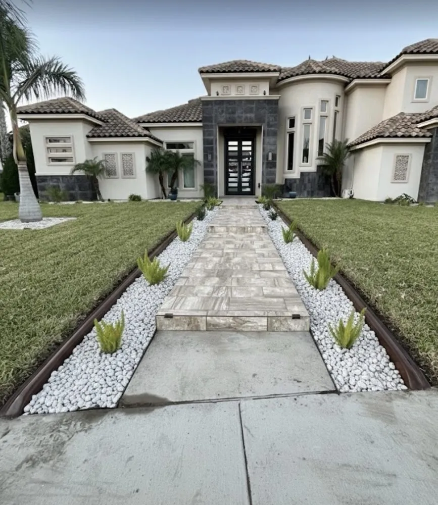 Trusted yard cleanup service for outdoor upgrades across Combes, TX - Heavenly Lawn Care