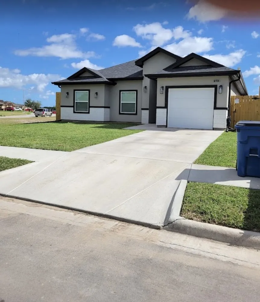 Custom residential landscaping in Combes, TX by Heavenly Lawn Care