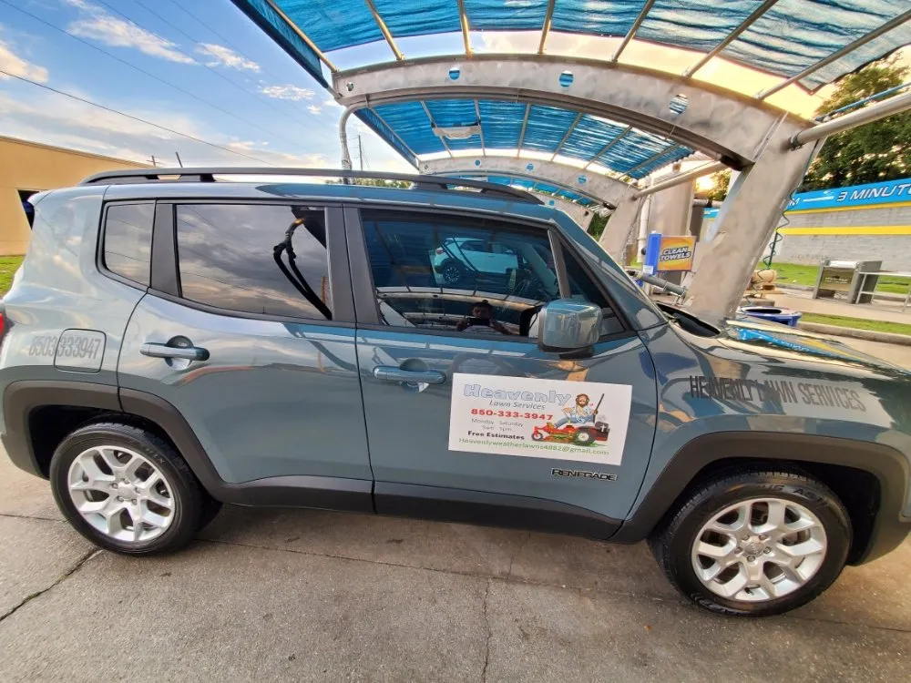 Expert landscaping services experts serving Navarre, FL - Heavenly Lawn Services