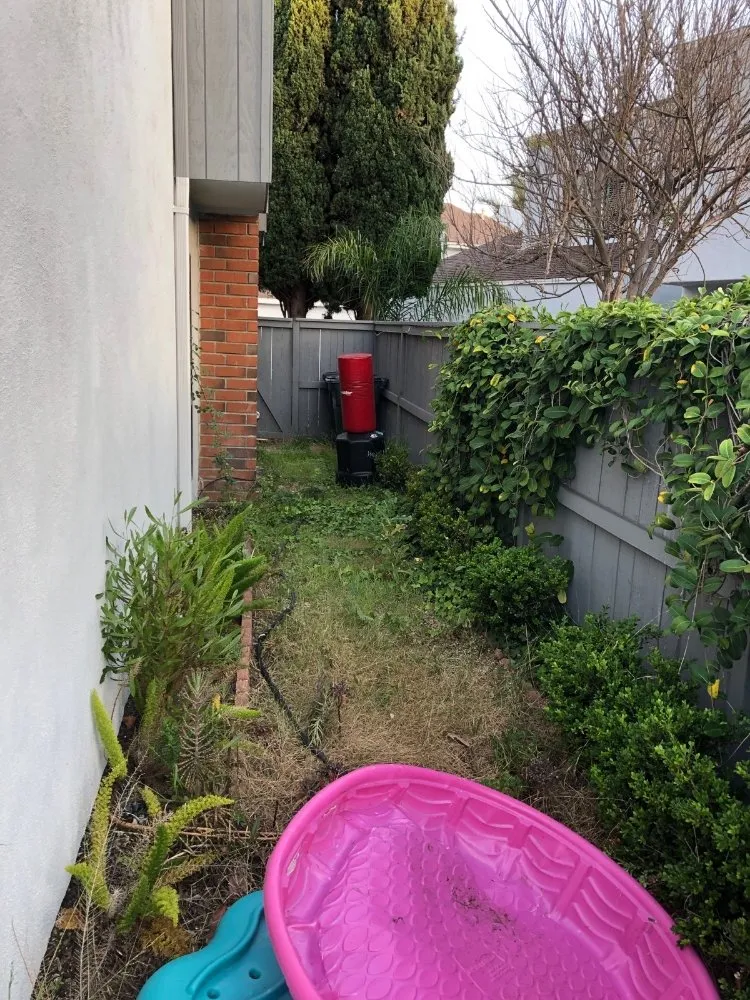 Reliable landscaping services in Costa Mesa, CA by Heavenly's Lawn Care