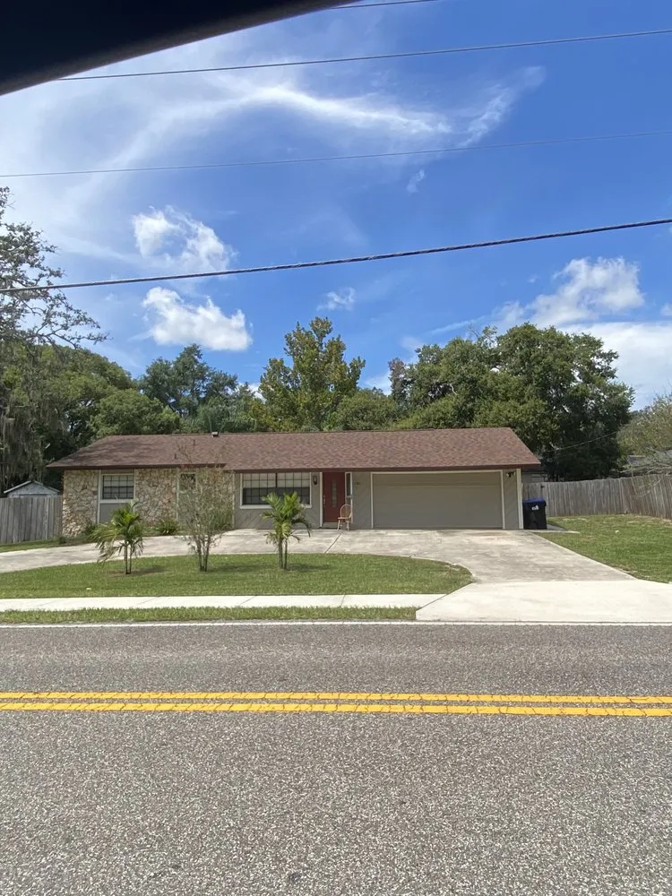 Expert yard maintenance for homes in Hiawassee, FL by Heavy Duty Landscape & Lawn Care