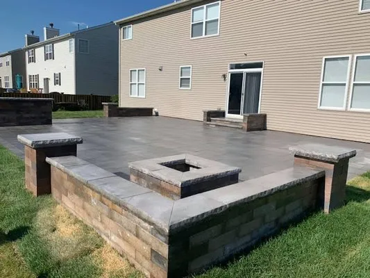 Heavy duty landscaping Logo