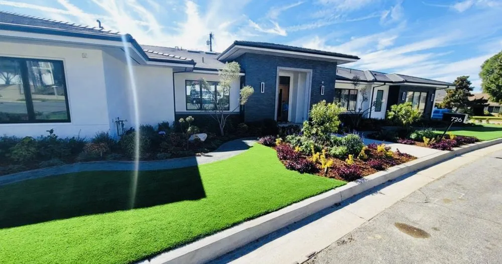 Reliable lawn mowing service experts serving Oceanside, CA - HeavyDuty Landscape