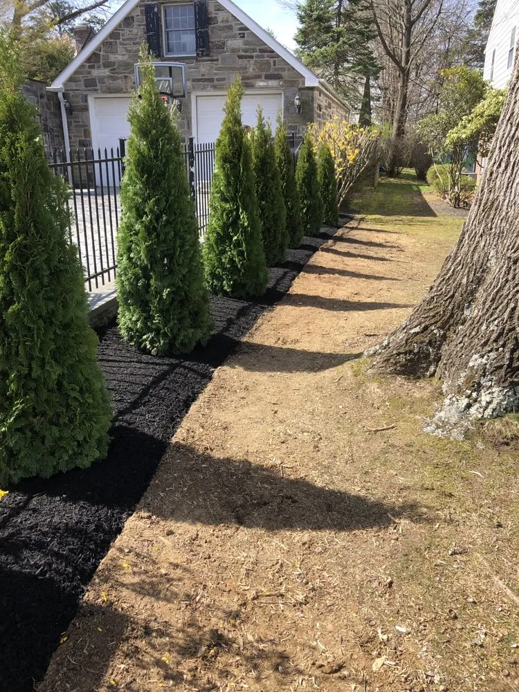 Top-rated outdoor landscaping in Philadelphia, PA - Hec & Sons Lawn Services