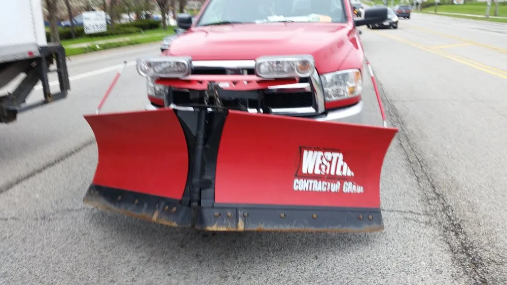 Professional landscaping services experts serving Midlothian, IL - Hector & Sons Landscaping