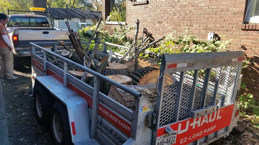 Local residential landscaping in Midlothian, IL by Hector & Sons Landscaping