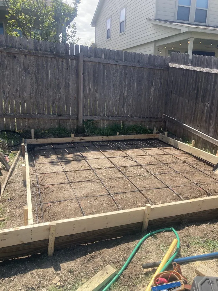 Expert residential landscaping experts serving Pflugerville, TX - Hector Lawn Services