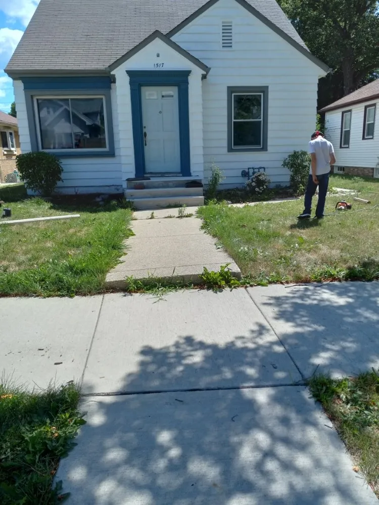 Trusted residential landscaping in Racine, WI - Hector Palacios Landscaping & Tree Removal Service