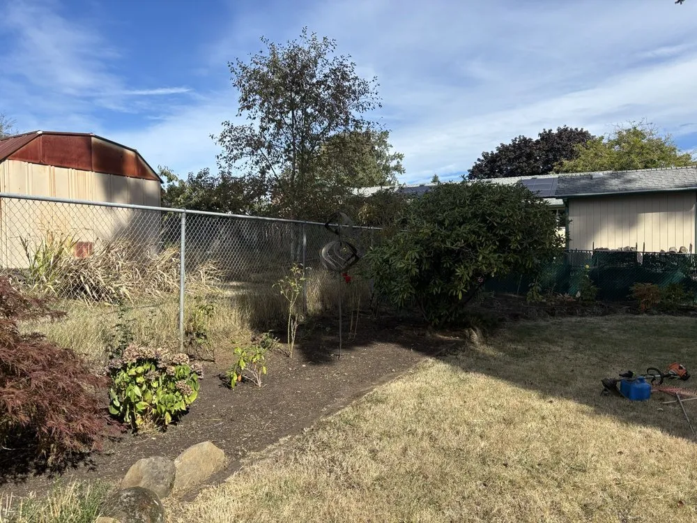 Expert landscape installation near you in Vancouver, WA by Hector Velazquez