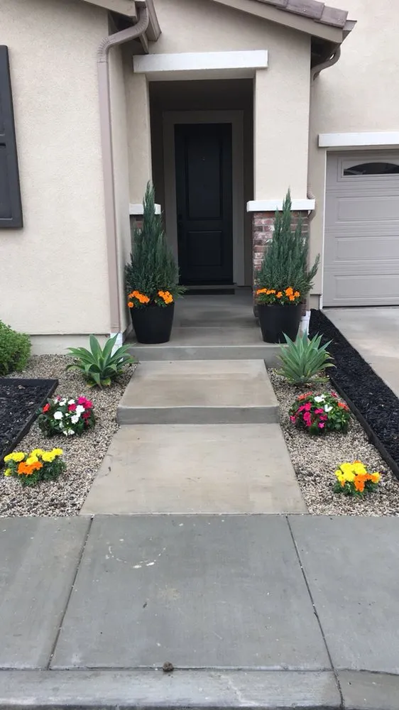 Local outdoor landscaping in San Fernando, CA by Hectors Landscape & Gardens
