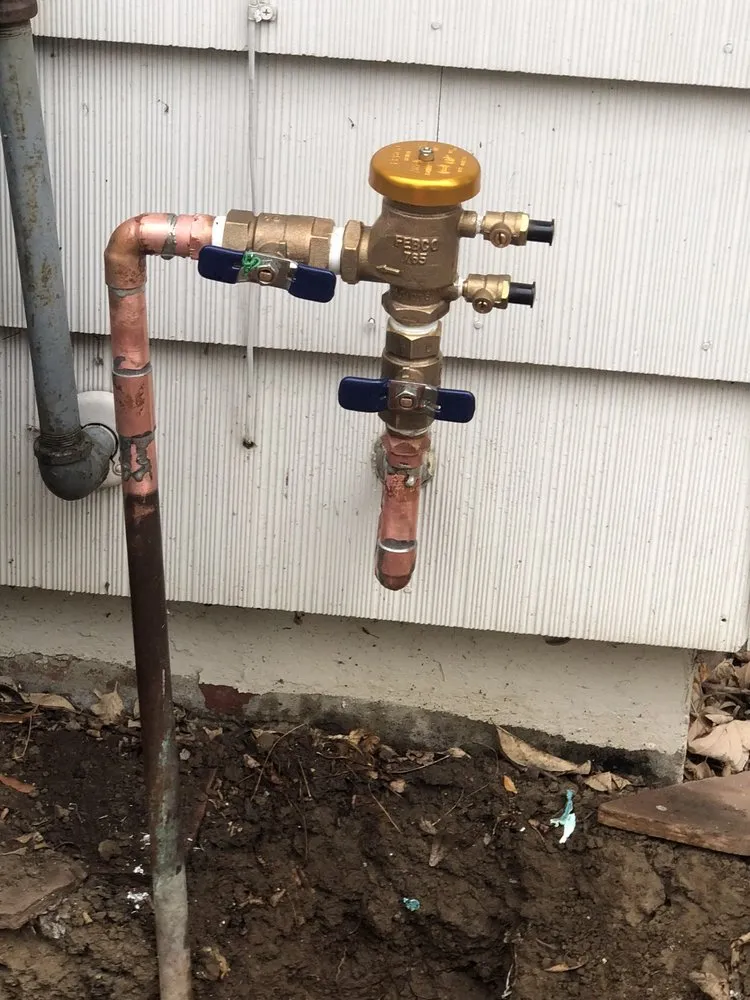 Affordable yard maintenance for beautiful yards across Federal Heights, CO - Hector's Landscaping and Construction