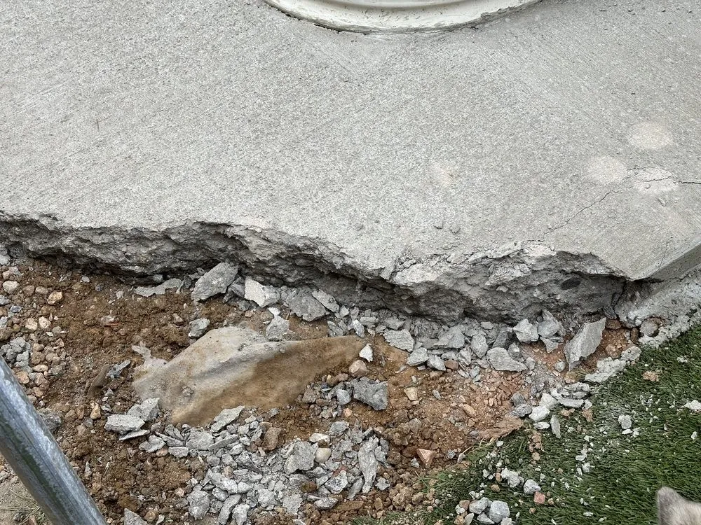 Custom lawn mowing service in Federal Heights, CO by Hector's Landscaping and Construction