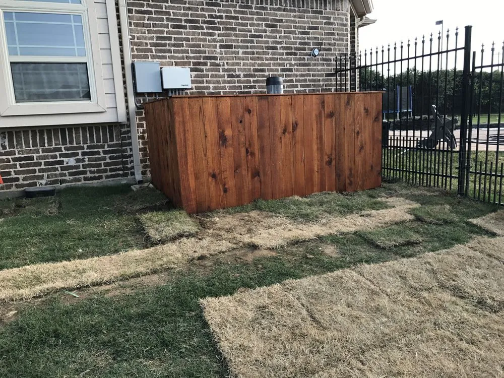 Professional yard maintenance in Euless, TX by Hectors landscaping