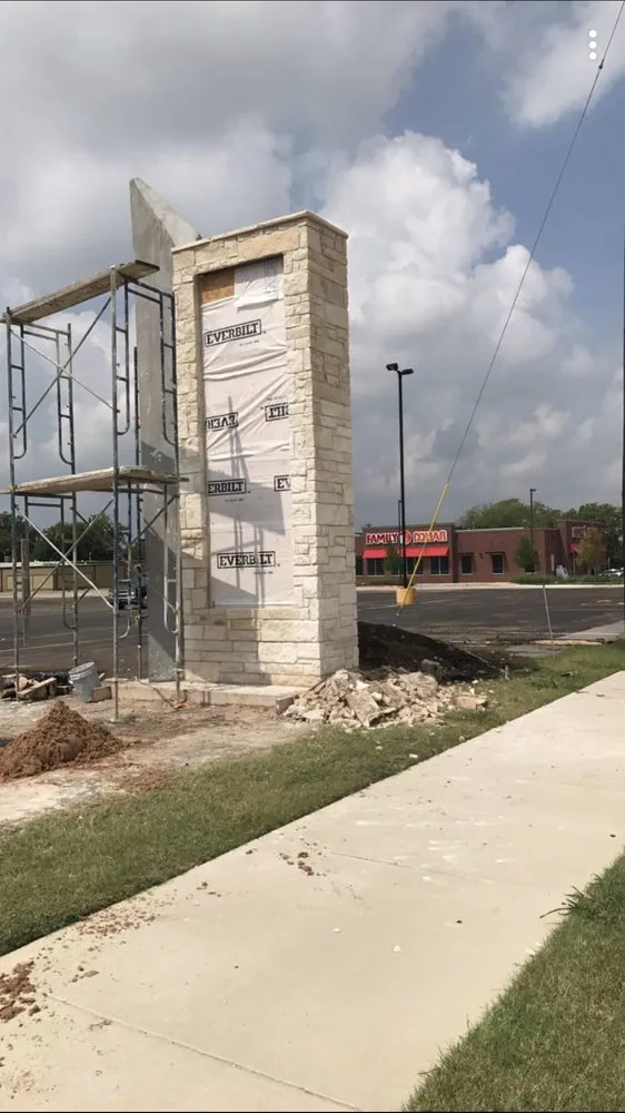 Professional residential landscaping experts serving Euless, TX - Hectors landscaping