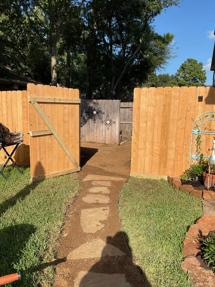 Top-rated lawn care service in Houston, TX - Hector's Landscaping