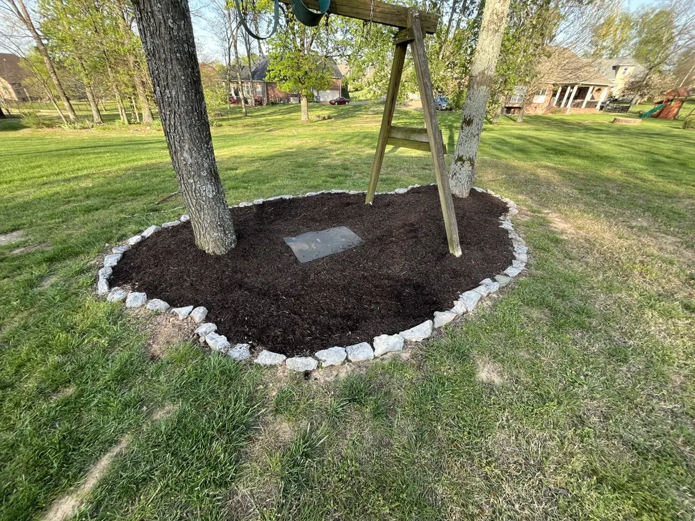 Custom lawn mowing service experts serving Green Hill, TN - Hedden's Lawn Care