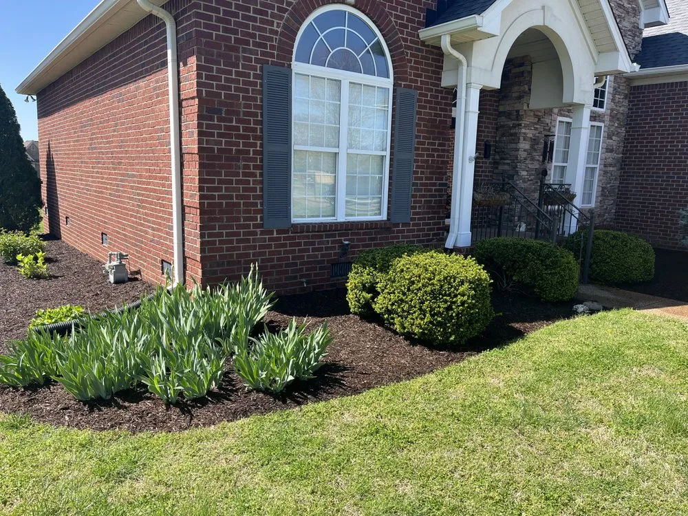 Top-rated lawn care service in Green Hill, TN - Hedden's Lawn Care
