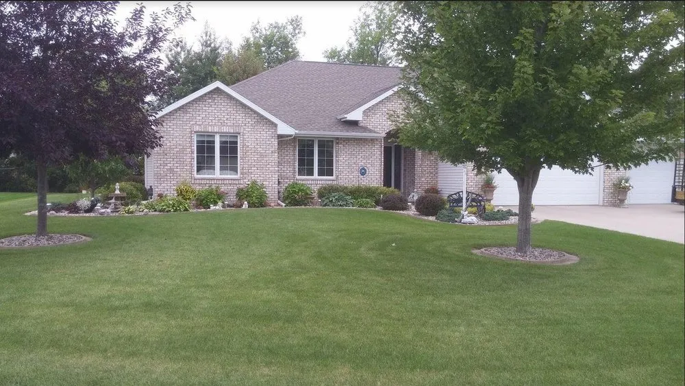 Top-rated landscaping services in Oshkosh, WI - HedgeHog Yard & Garden Services