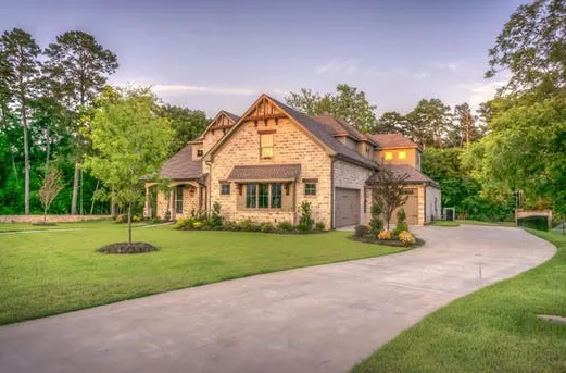 Professional landscaping services in Pensacola, FL by Hedgemow