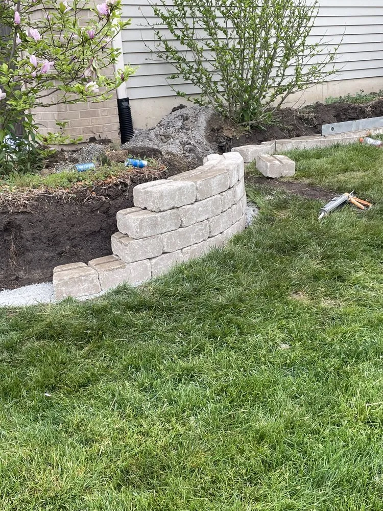 Professional lawn care service in Merrillville, IN - Hedrick’s landscaping