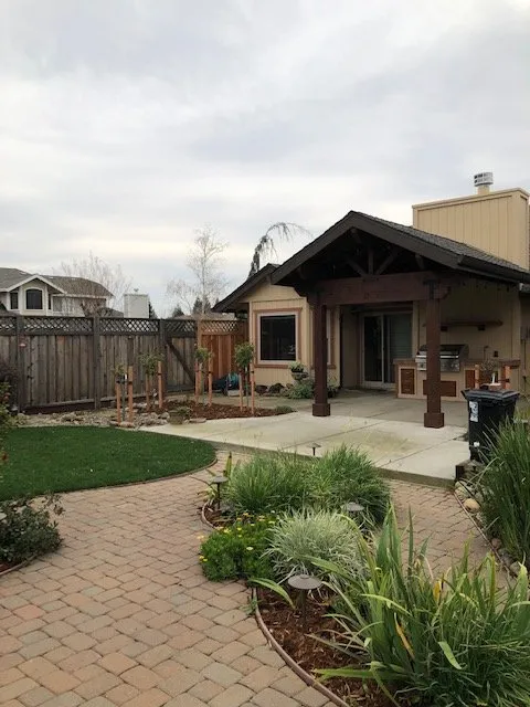 Professional landscape design experts serving Sacramento, CA - HeedeLand