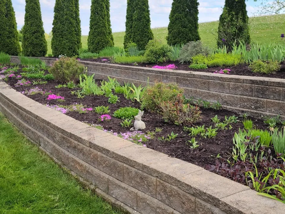 Affordable lawn mowing service experts serving Medina, OH - Heel 2 Toe Lawn Care