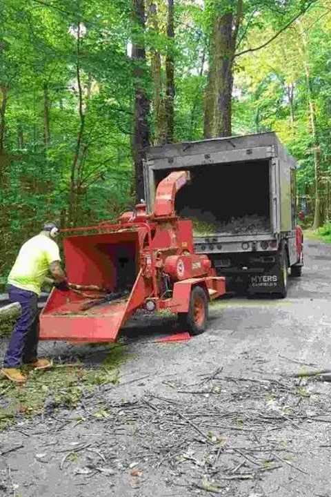 Professional garden landscaping in Ravenna, OH - Heeter Enterprises Tree Service and Landscaping