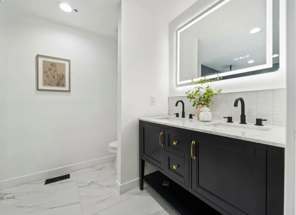 Top-rated landscaping services in Woodburn, OR by Hefes Lawn & Construction