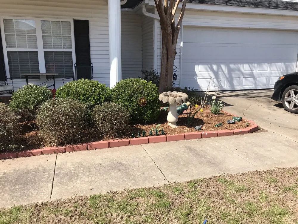Custom yard maintenance in Tull, AR - Heffington Lawncare