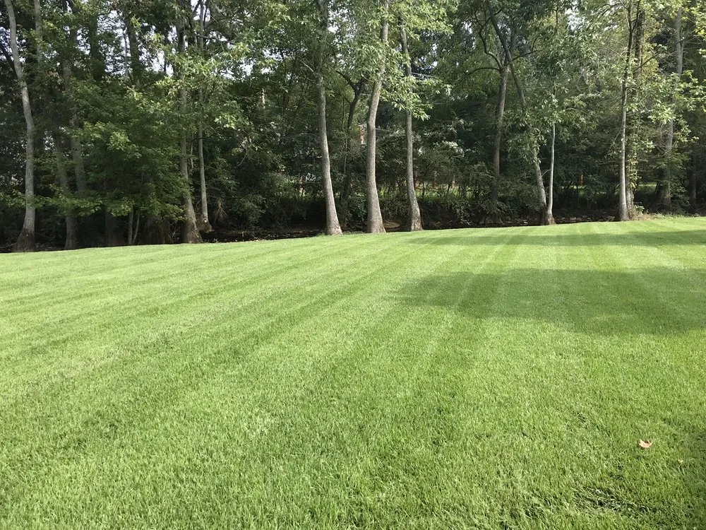 Trusted garden landscaping for year-round maintenance in Tull, AR by Heffington Lawncare