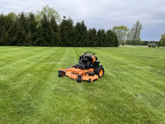 Heff’s Elite Lawncare Logo