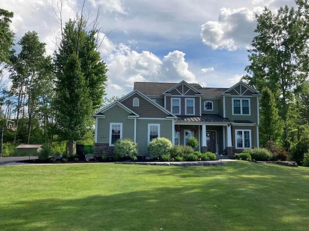 Professional garden landscaping in Oneida, NY - Heff’s Property Services