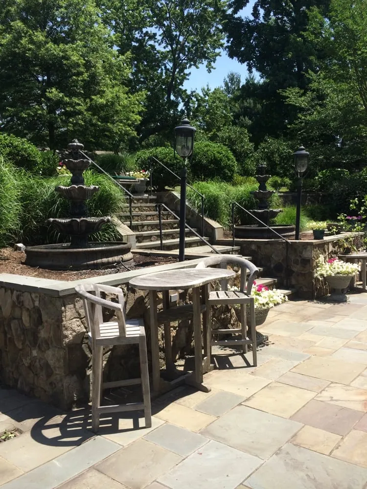 Professional residential landscaping experts serving Vienna, VA - Heidelberg Fountains & Ponds